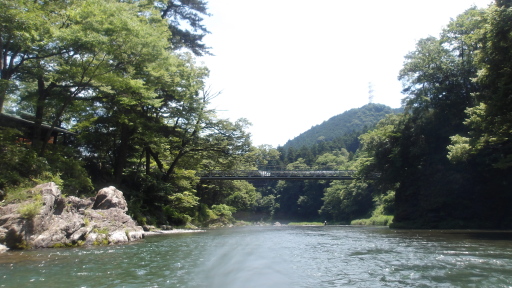 前方に楓橋