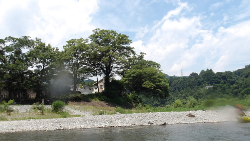 喜久松苑の川原