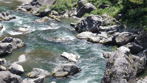 御岳橋から