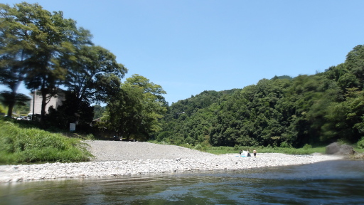 喜久松苑の川原