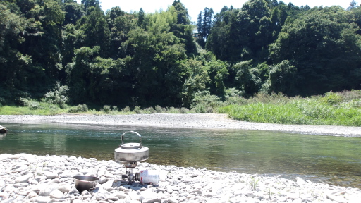 「おくたま路」の対岸